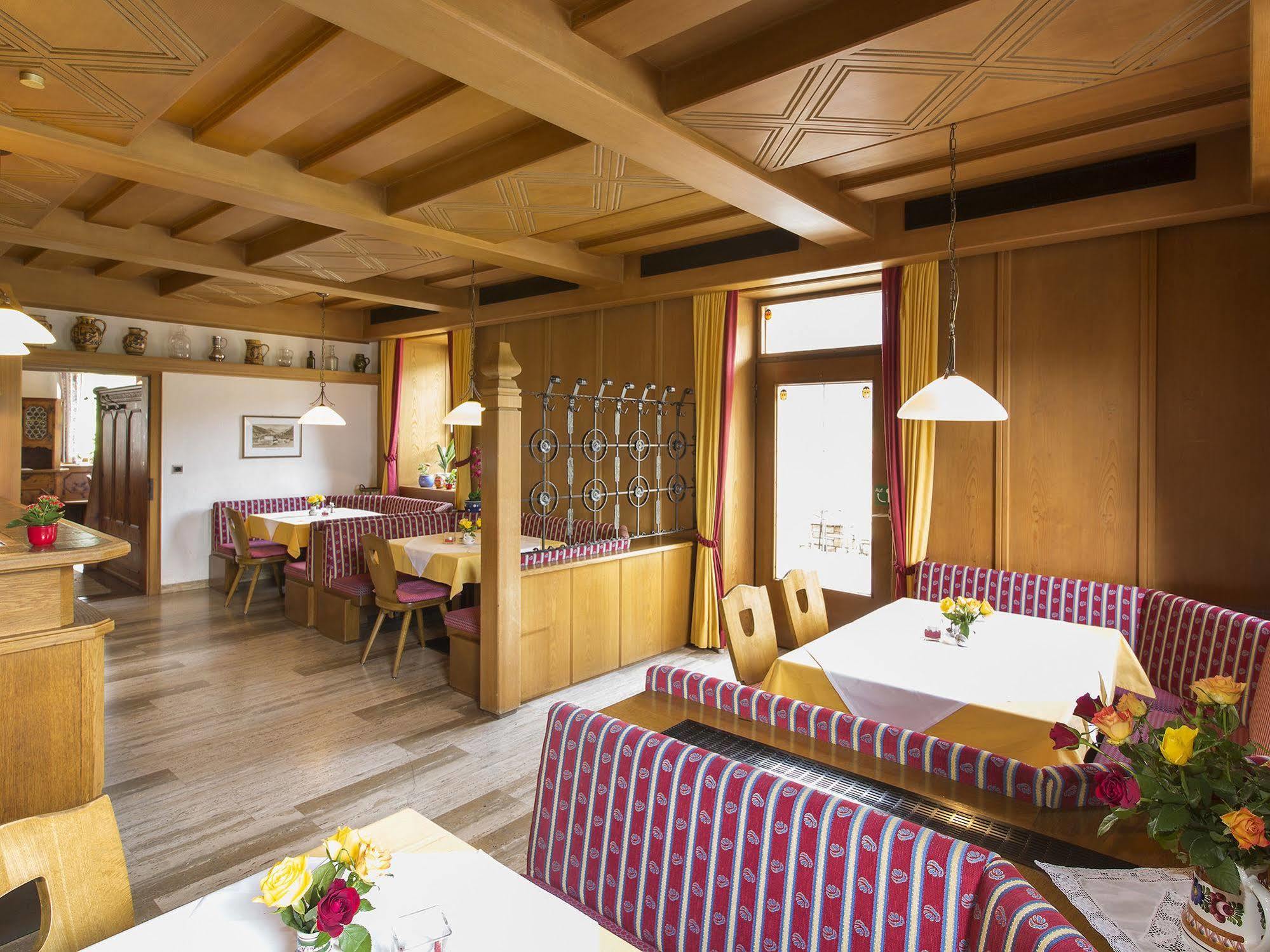 Hotel Gasthof Stefansbruecke Mutters Bagian luar foto