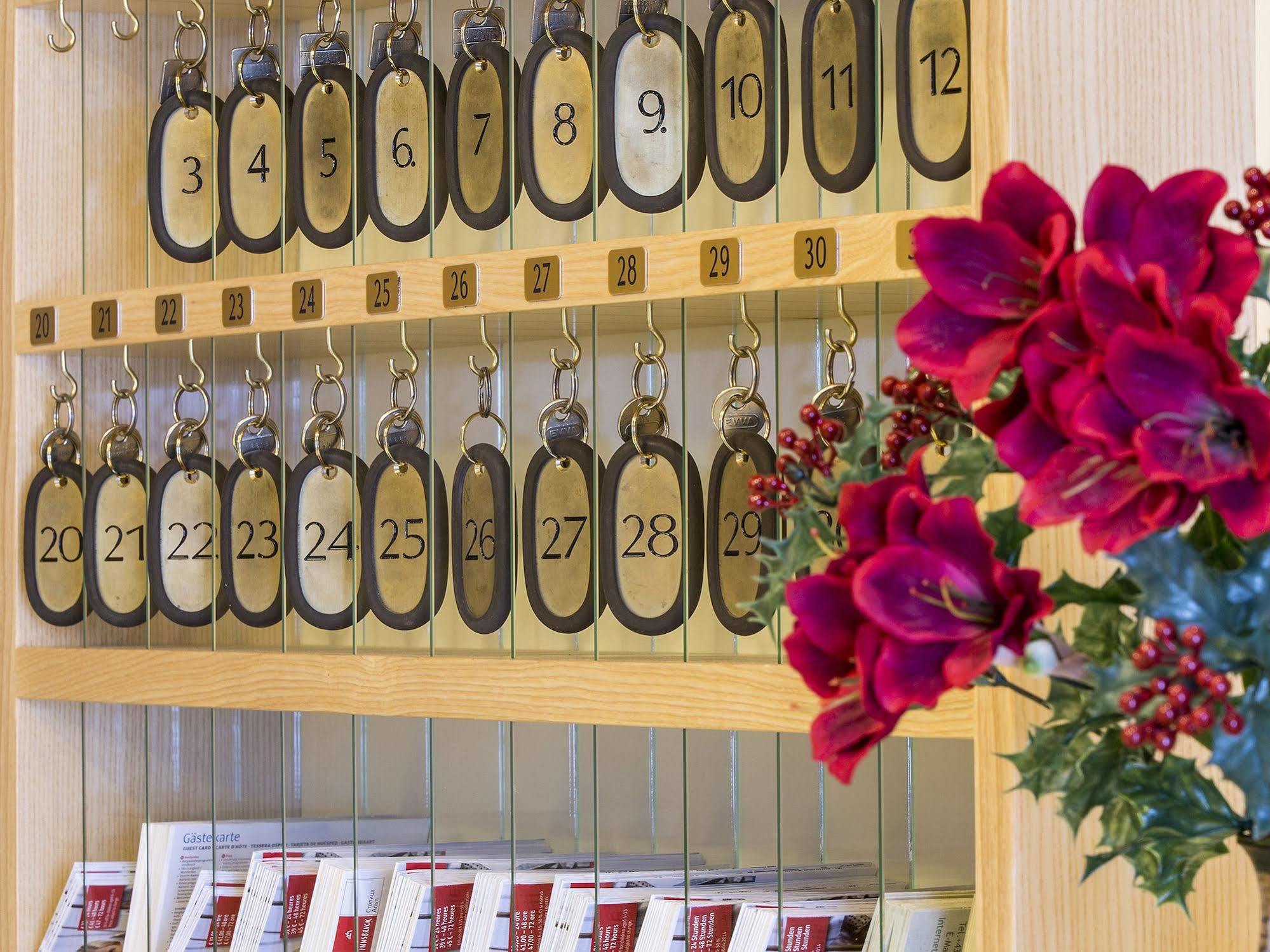 Hotel Gasthof Stefansbruecke Mutters Bagian luar foto